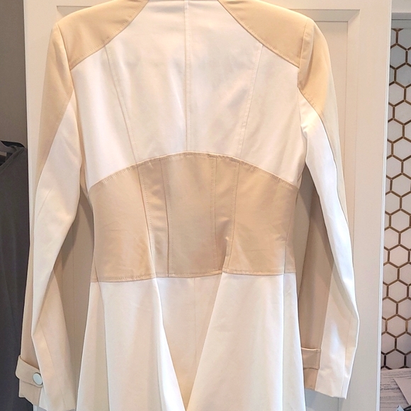 Bebe two toned peplum trench coat - Picture 4 of 4